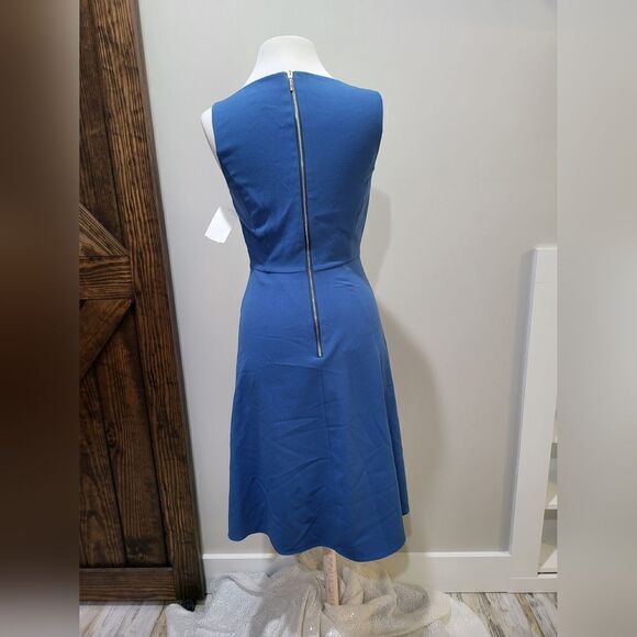 TAHARI ASL Inverted Pleat A-Line Sleeveless Dress NWOT size 2 Blue - Picture 4 of 5
